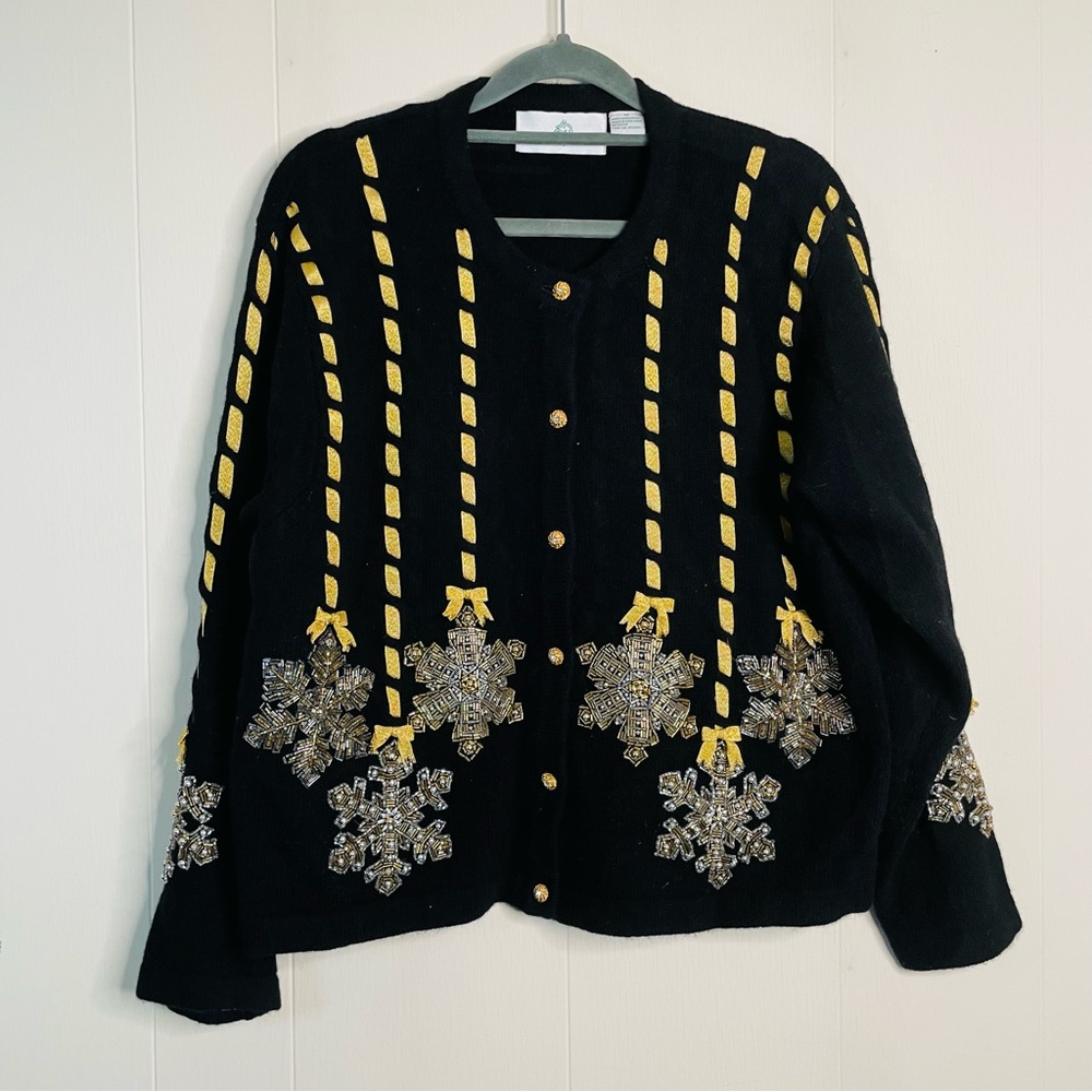 Vintage Design Options Beaded Snowflake Christmas Sweater Cardigan M